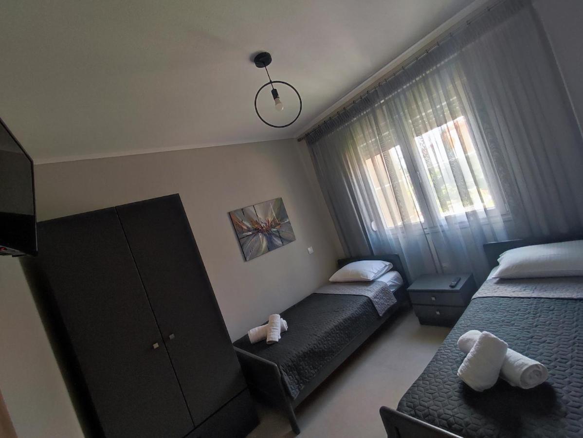 Kalyves Polygyrou A & F Apartments - Ari'S House מראה חיצוני תמונה