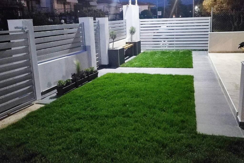Kalyves Polygyrou A & F Apartments - Ari'S House מראה חיצוני תמונה